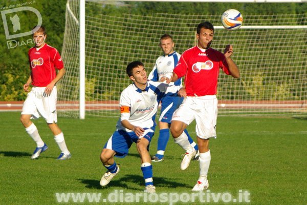 Capoterra-Barisardo 0-1, Nicola Piras anticipa di testa Stefano Pischedda